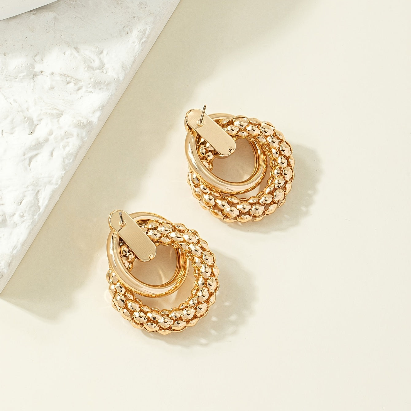 Exaggerated Round Ring Stud Earrings, Luxury 18K Plated Iron Ear Jewelry, Boho Style Glossy Ear Accessories