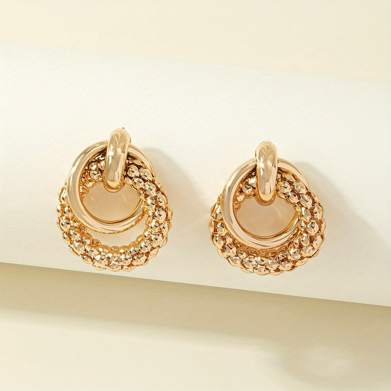 Exaggerated Round Ring Stud Earrings, Luxury 18K Plated Iron Ear Jewelry, Boho Style Glossy Ear Accessories