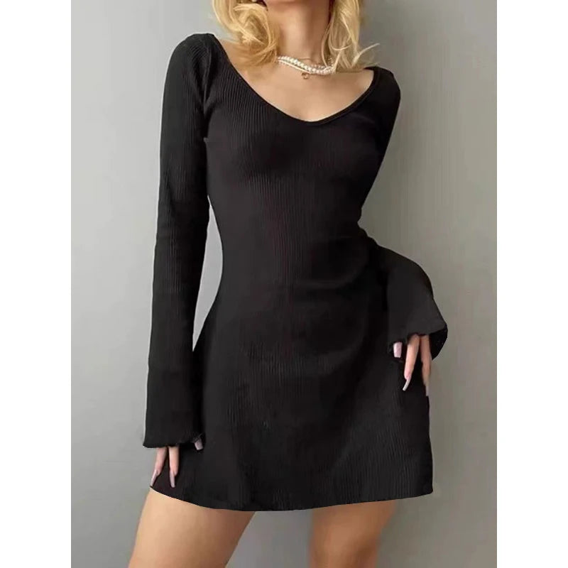 108Long Sleeve Slim Solid Color Mini Dress
