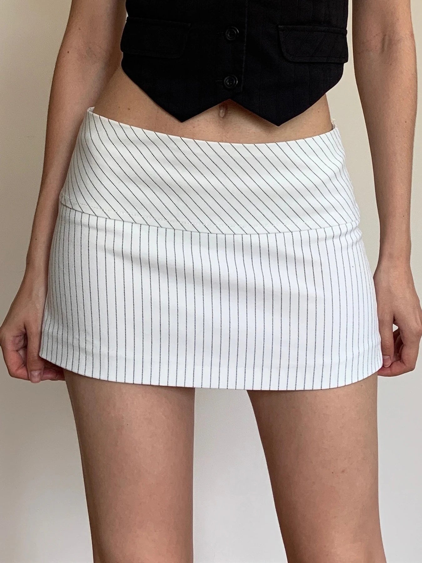 001Office Women Striped Wrap Skirts Y2k Aesthetical Low Waisted Slimming Sexy Short Skirts Elegant Senior All-match Skirts