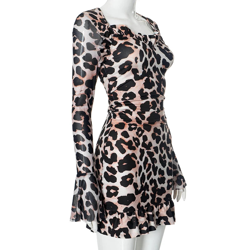 093Leopard Printed Flare Long-Sleeved Waisted Sexy Package Hip Short Dresses
