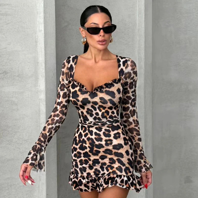 093Leopard Printed Flare Long-Sleeved Waisted Sexy Package Hip Short Dresses
