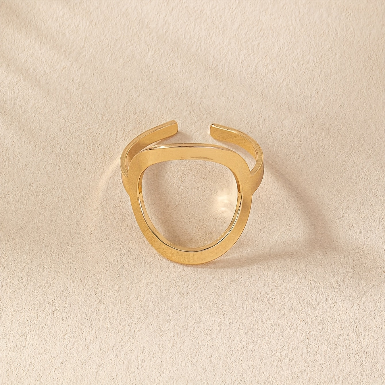 Geometric Round Hollow Open 18K Gold Plated Ring Finger Jewelry Gift For Women