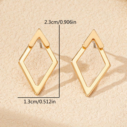 1 Pair Geometric Metal Hollow Arrow Shape Earrings Suitable for Women Daily Wear