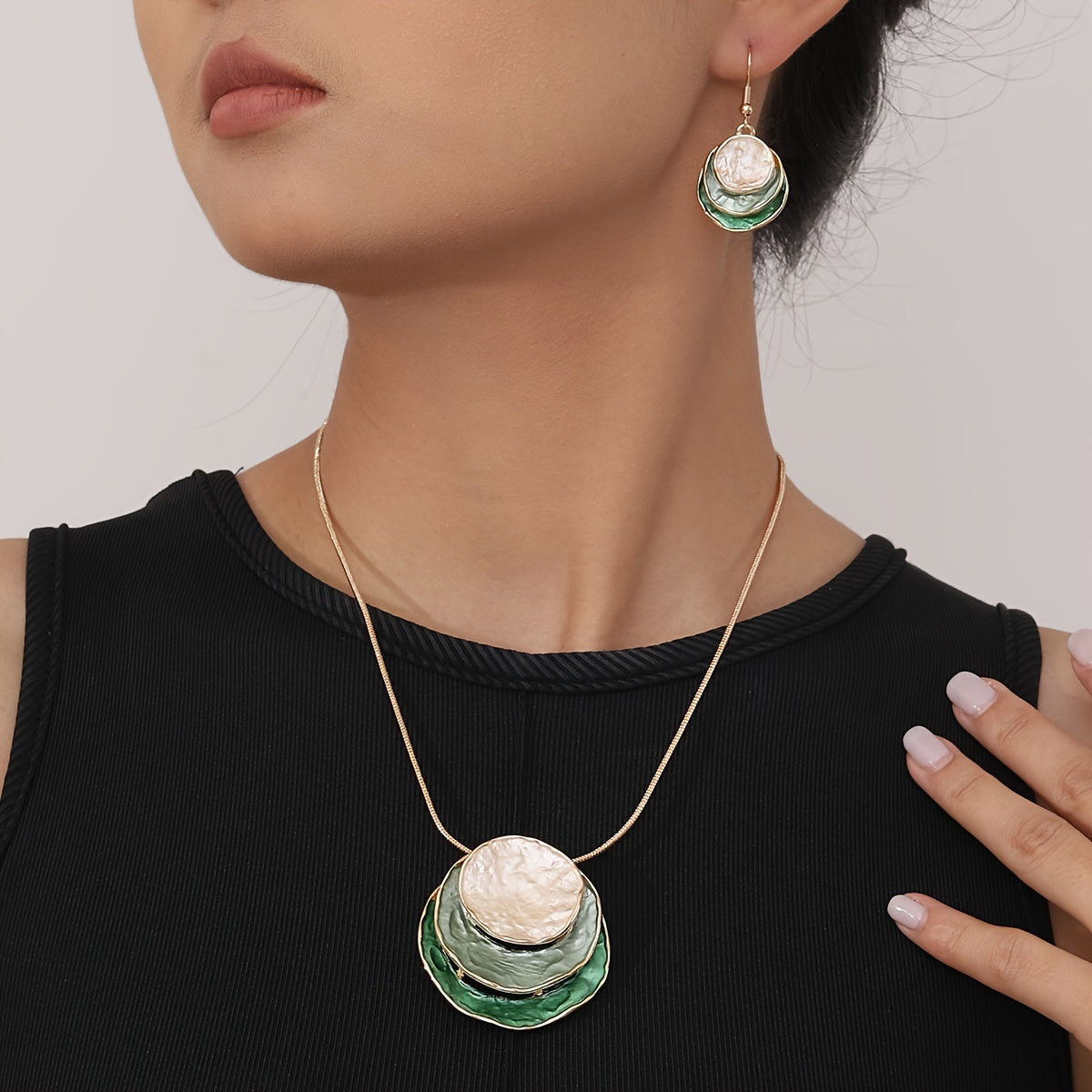 Stunning Multi-Layer Circular Zinc Alloy Enamel Jewelry Set - Women's Elegant Holiday Party Accessories - Cute Necklace and Earrings Gift Set for Her