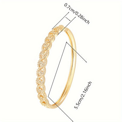 A Unique Eye-shaped Design Bracelet For Women Made Of Zirconia