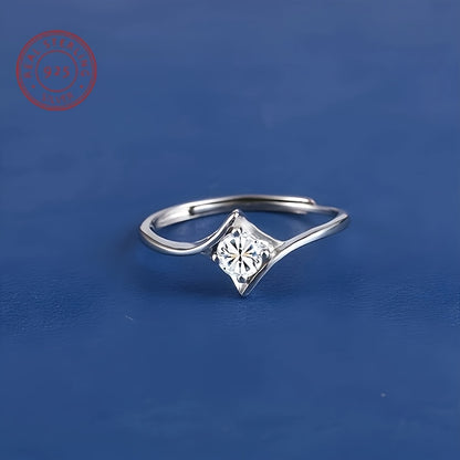 Mozambique Stone 925 Silver Adjustable Ring With 0.3 Carats, Featuring A Twisted Bull Head Design That Exudes Nobility And Elegance. It Combines Multiple Styles With Exceptional Taste, Suitable For Daily Wear