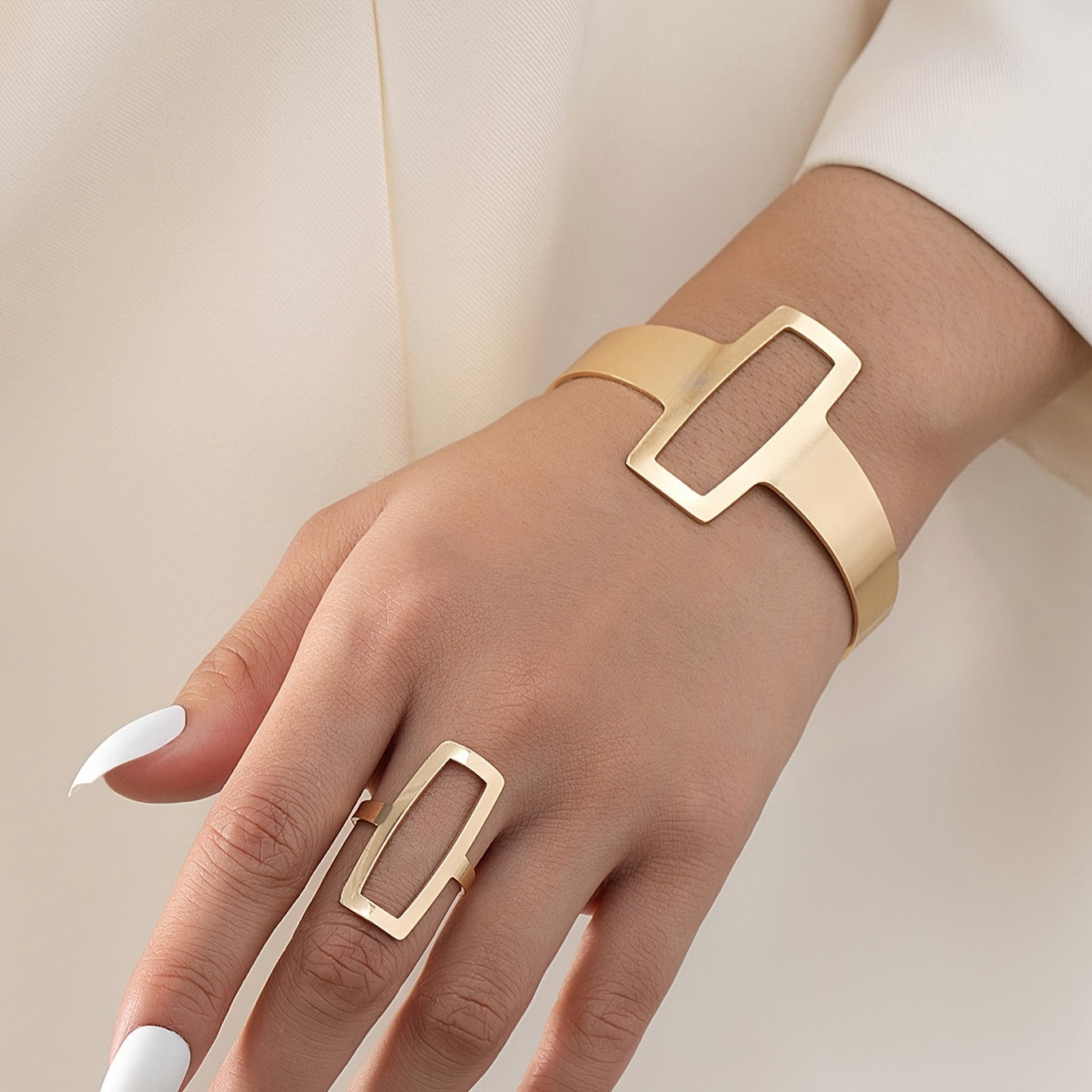 Trendy And Minimalist Geometric Square Jewelry Hollowed Out Ring And Bracelet Set Jewelry Set Gift